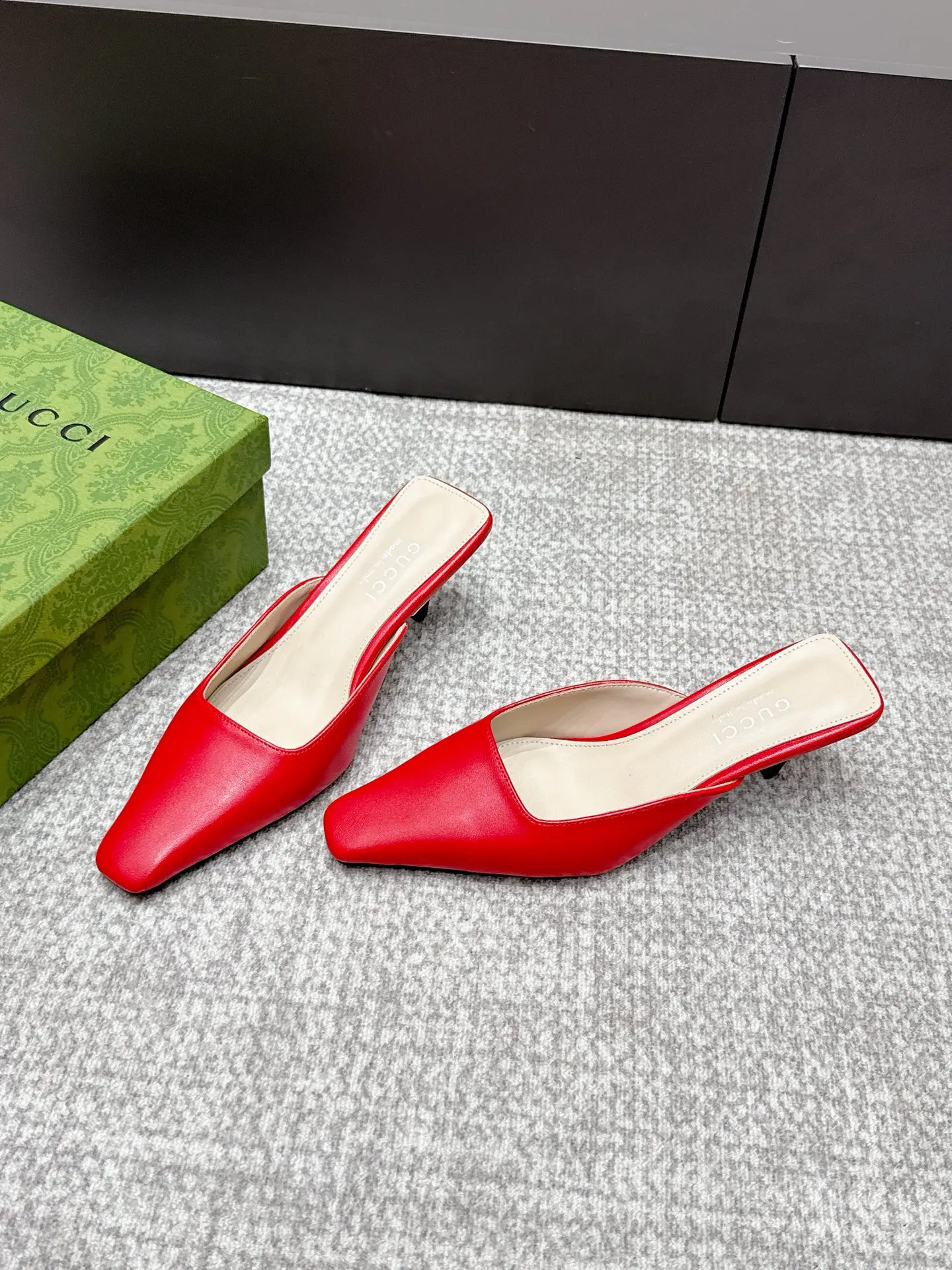 Gucci Logo休闲运动鞋