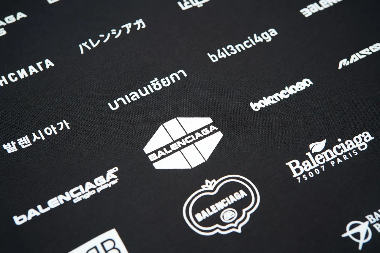 Balenciaga 黑色 Logo 印花 短袖T恤