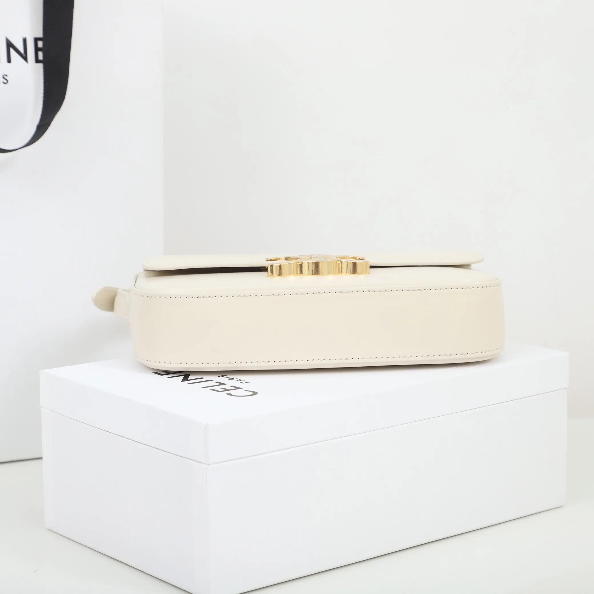 Celine 牛皮 批 意大利进口 开发 水桶包 休閒水桶款