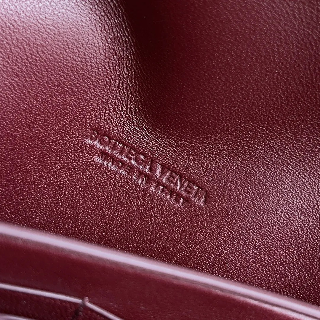 Bottega Veneta 手拿包 精致手拿款