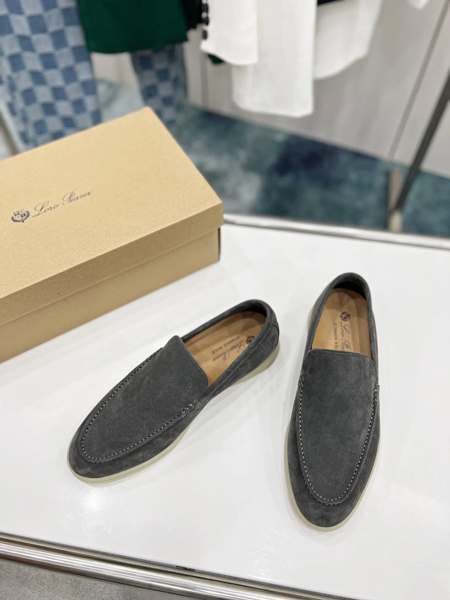 Hermès 运动鞋