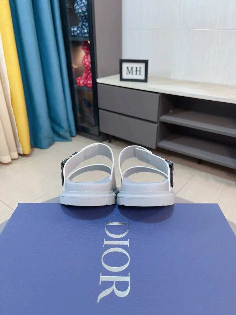 Dior 皮革 平底鞋