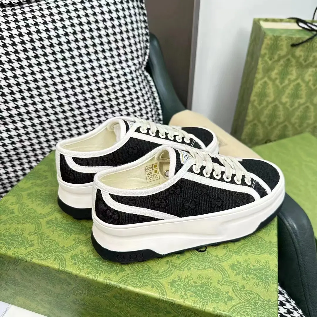 Gucci Logo Sneakers Image 3 Gucci Logo Sneakers Image 3