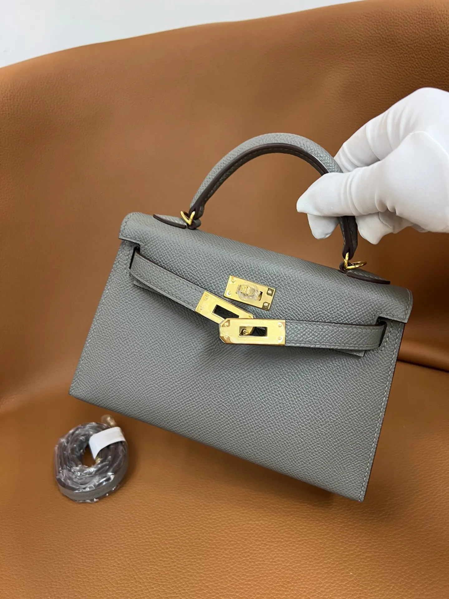 Hermès Kelly 积雨云灰 Epsom掌纹牛皮 手提包 19cm