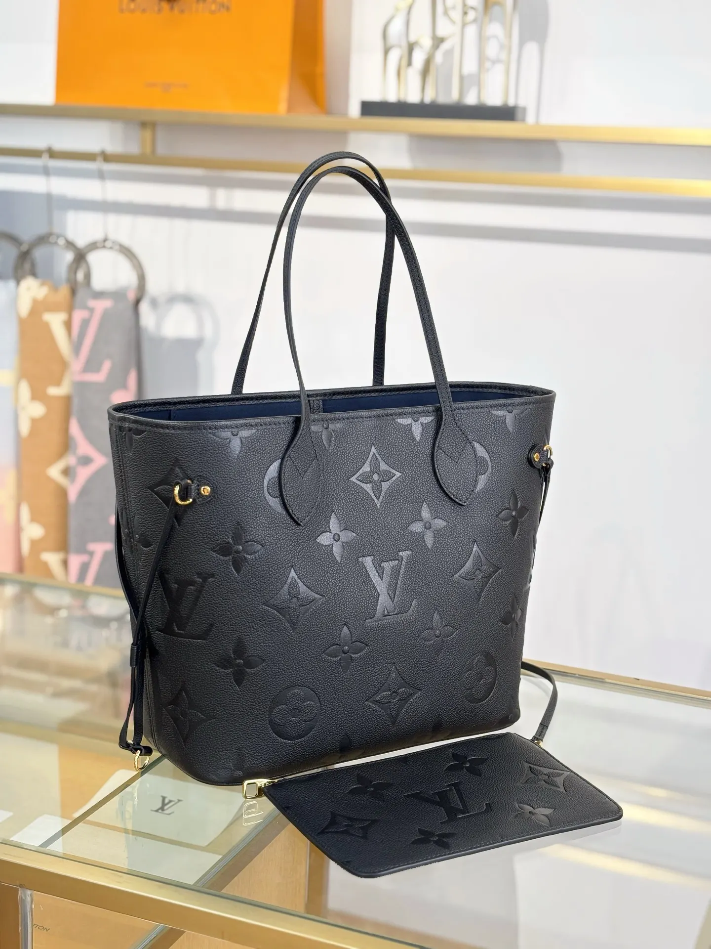 Neverfull 黑色 腋下包 复古腋下背款