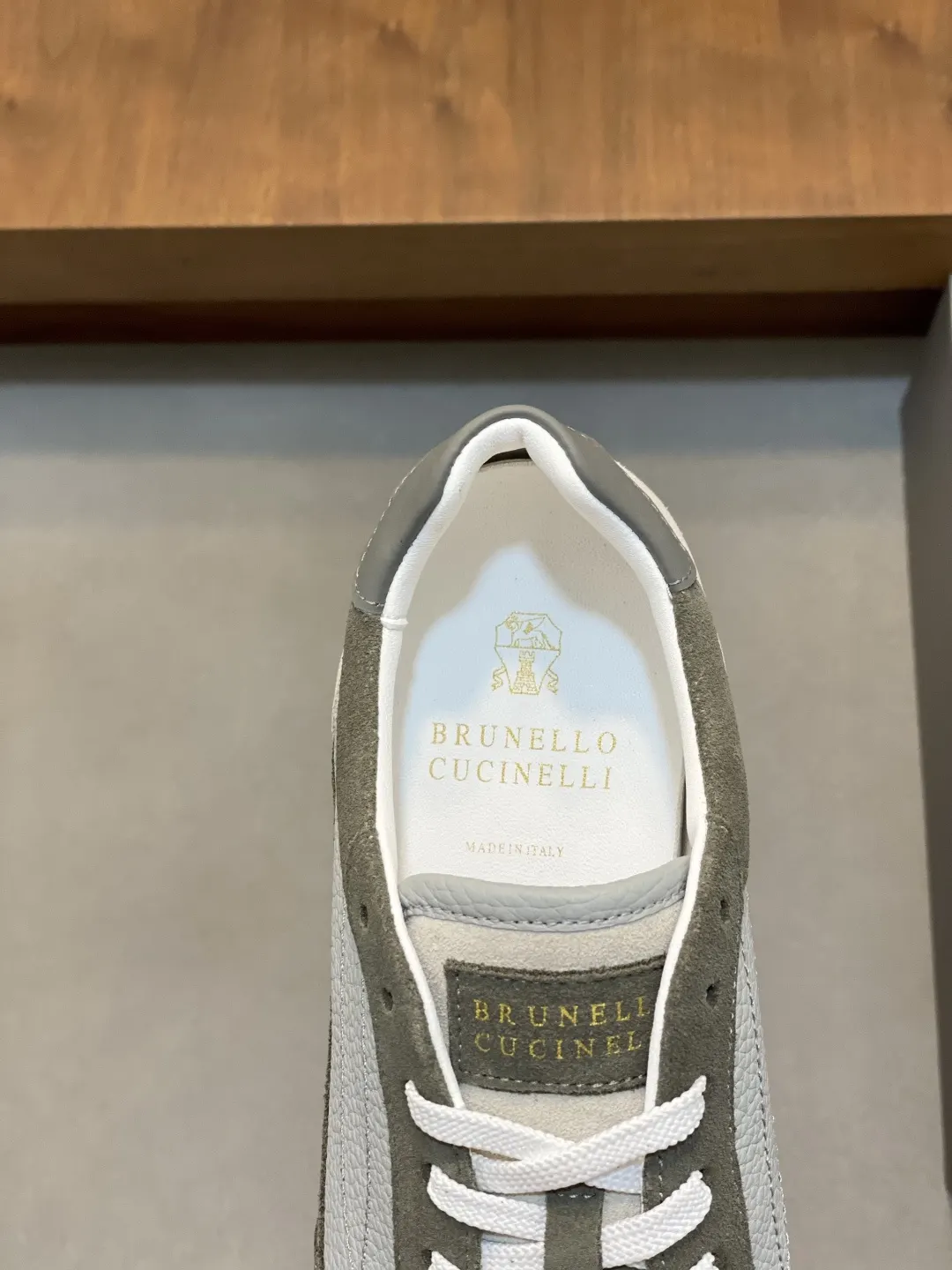 Brunello Cucinelli SS 白色 運動鞋 休閒百搭款(數字7) Brunello Cucinelli SS 白色 運動鞋 休閒百搭款(數字7)
