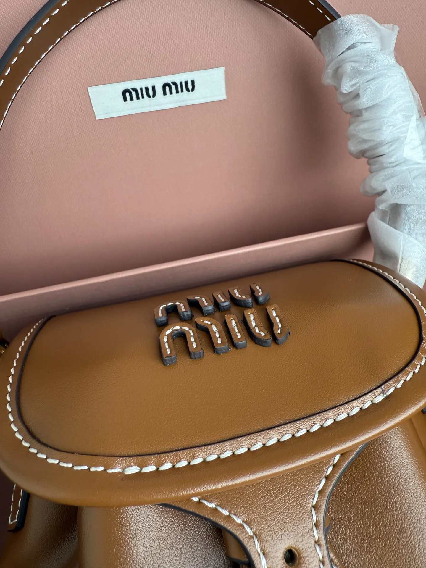 Miu 卡其 牛仔 小牛皮 双肩包 实用双肩款