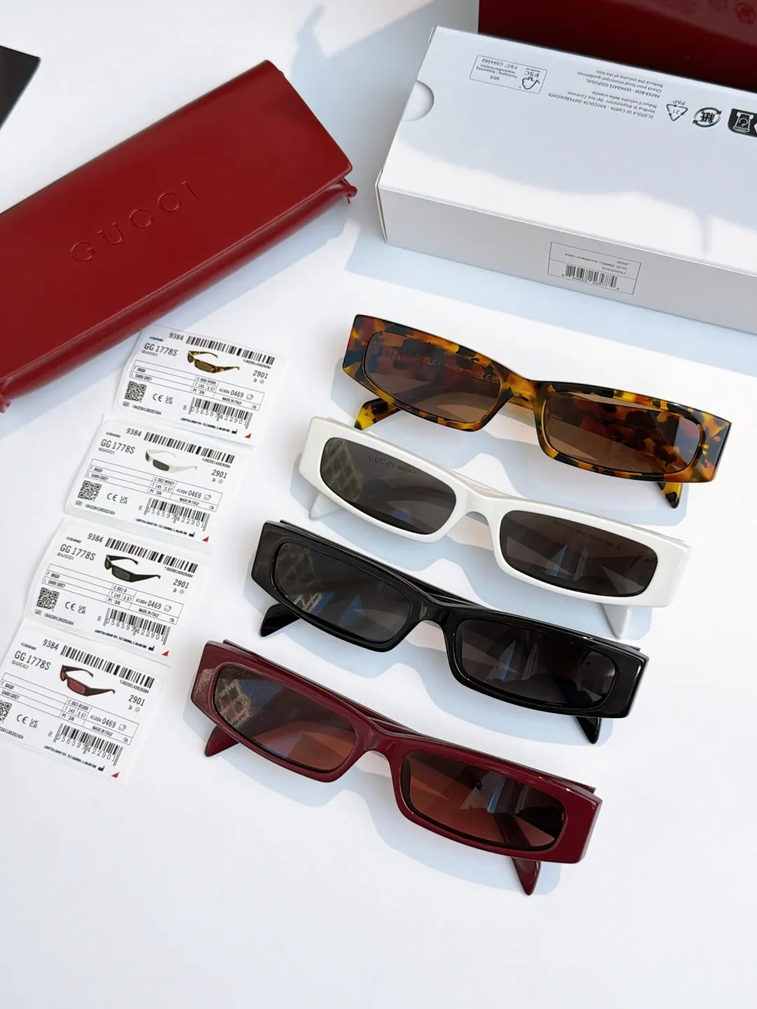 Gucci Rectangular Sunglasses Black