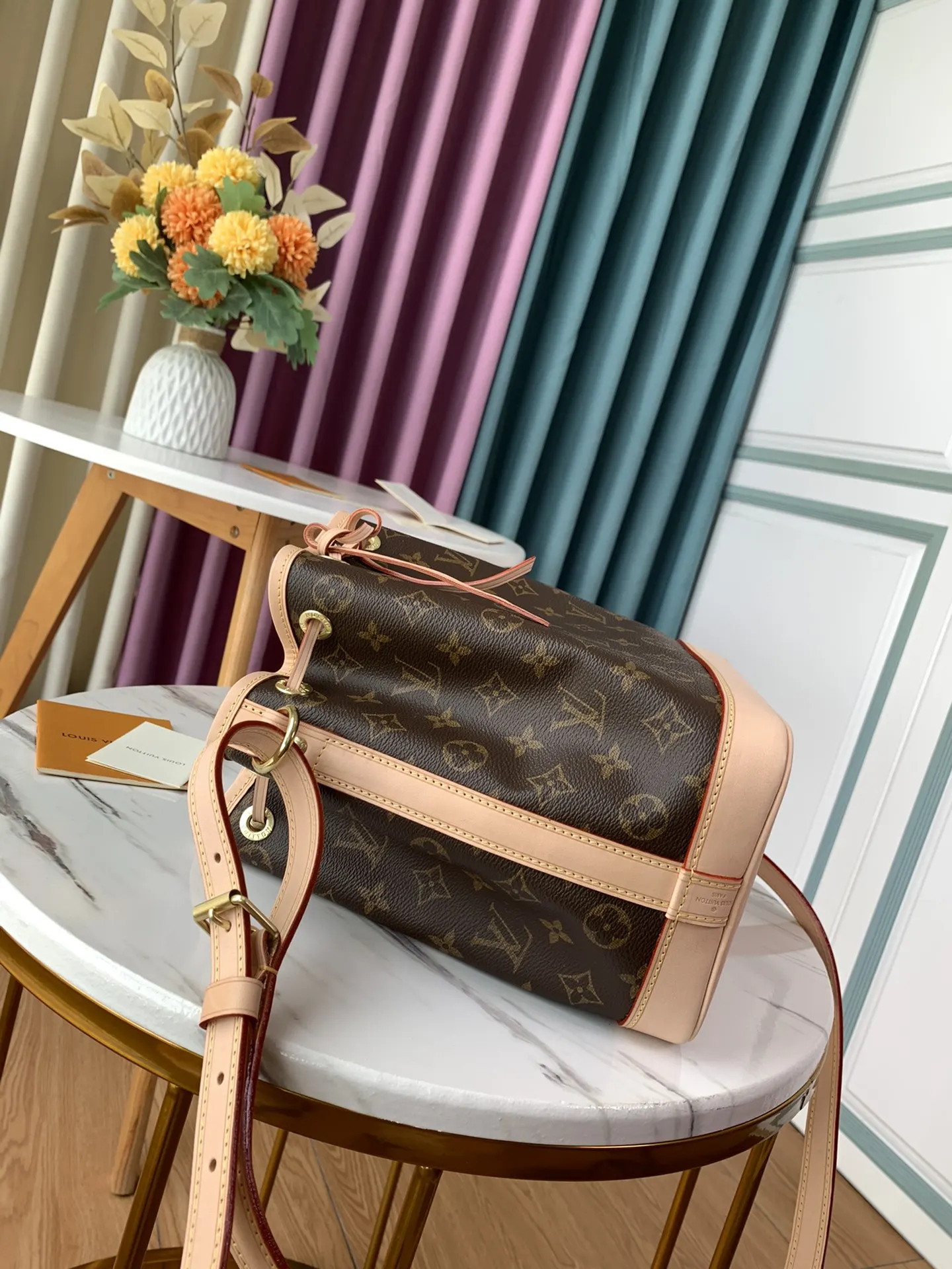 LV Mo品牌 精工之作 水桶包 休闲水桶款