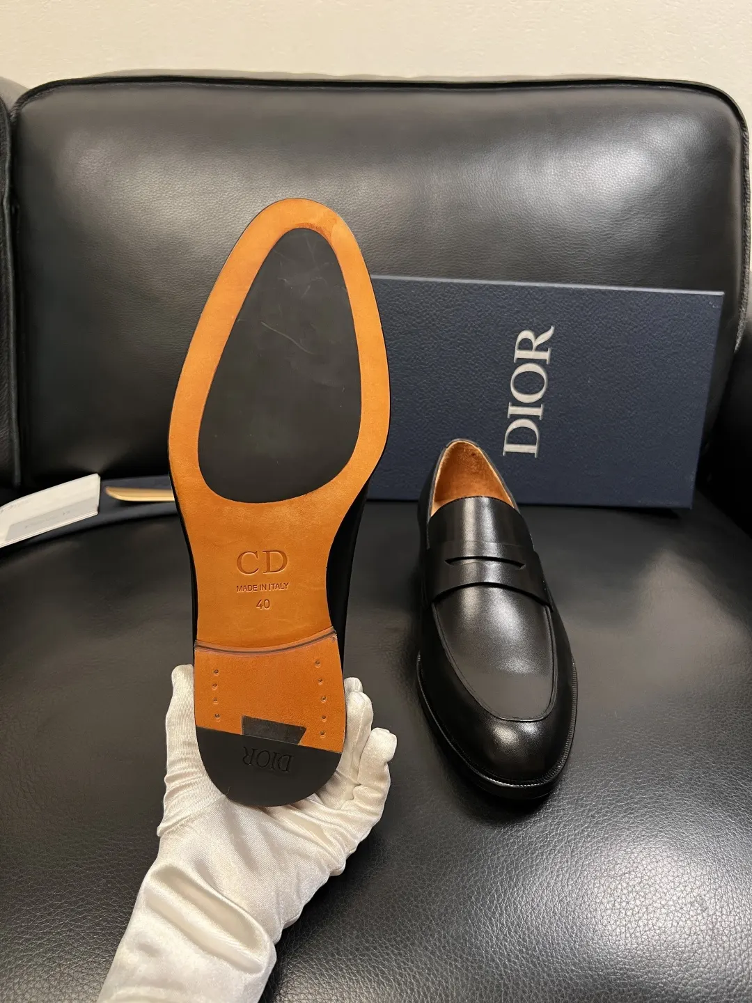 Dior 深棕牛皮乐福鞋 日常休闲款