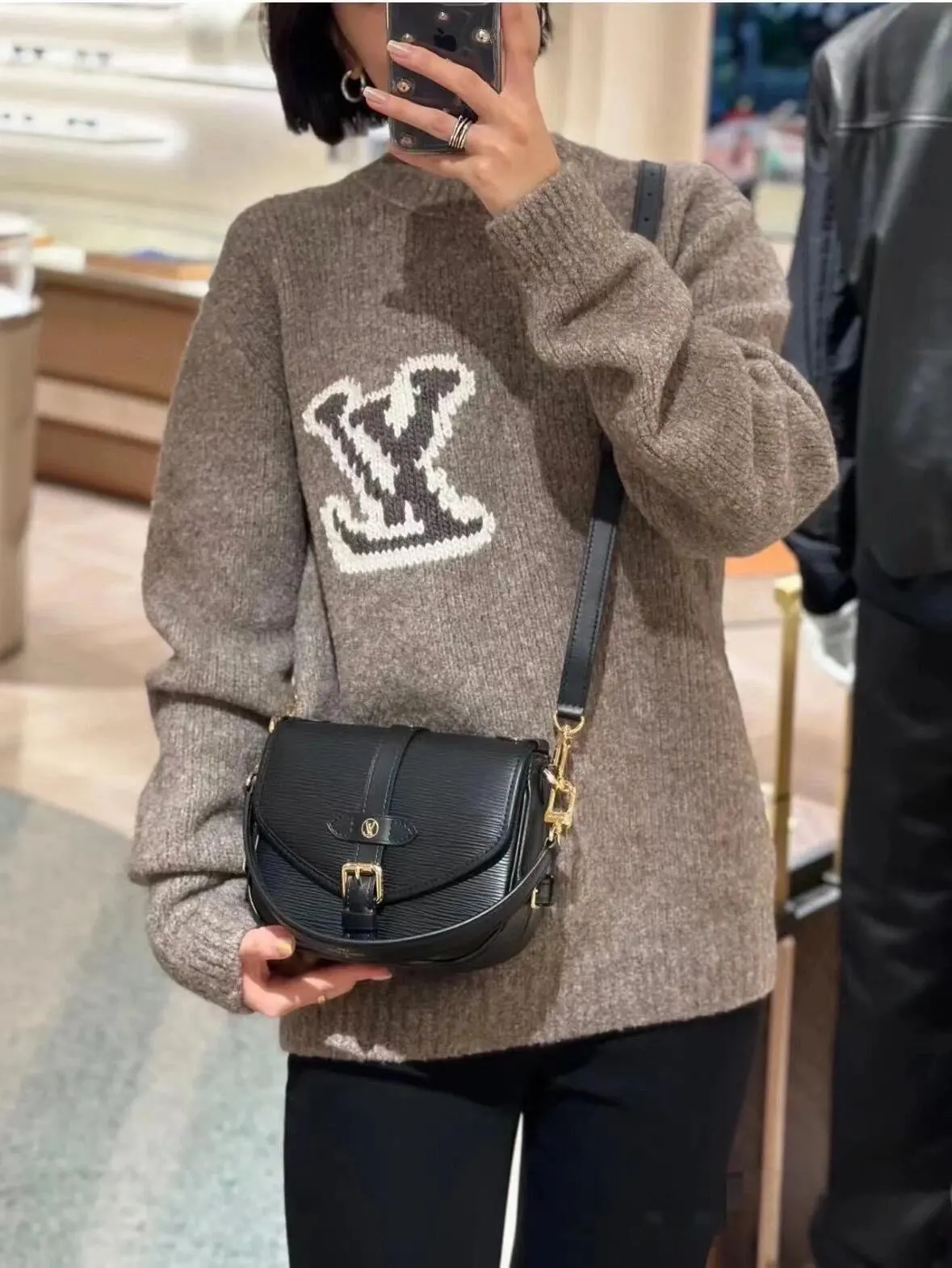 LV 字母 提花 针织衫 质感针织款