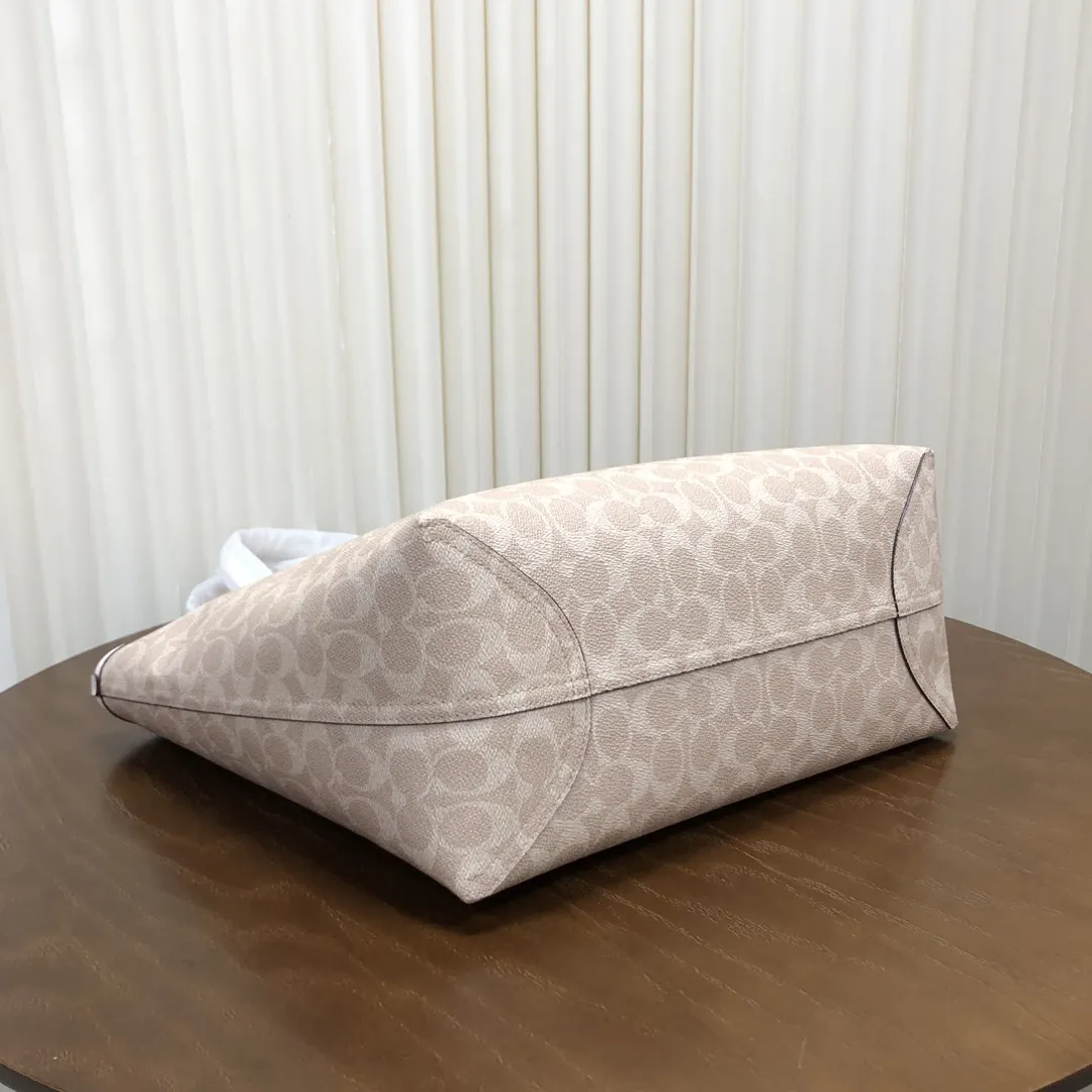 Coach 老花 帆布 托特包 大容量托特款