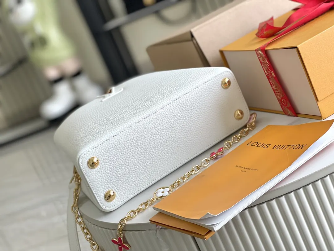 White Chain Bag