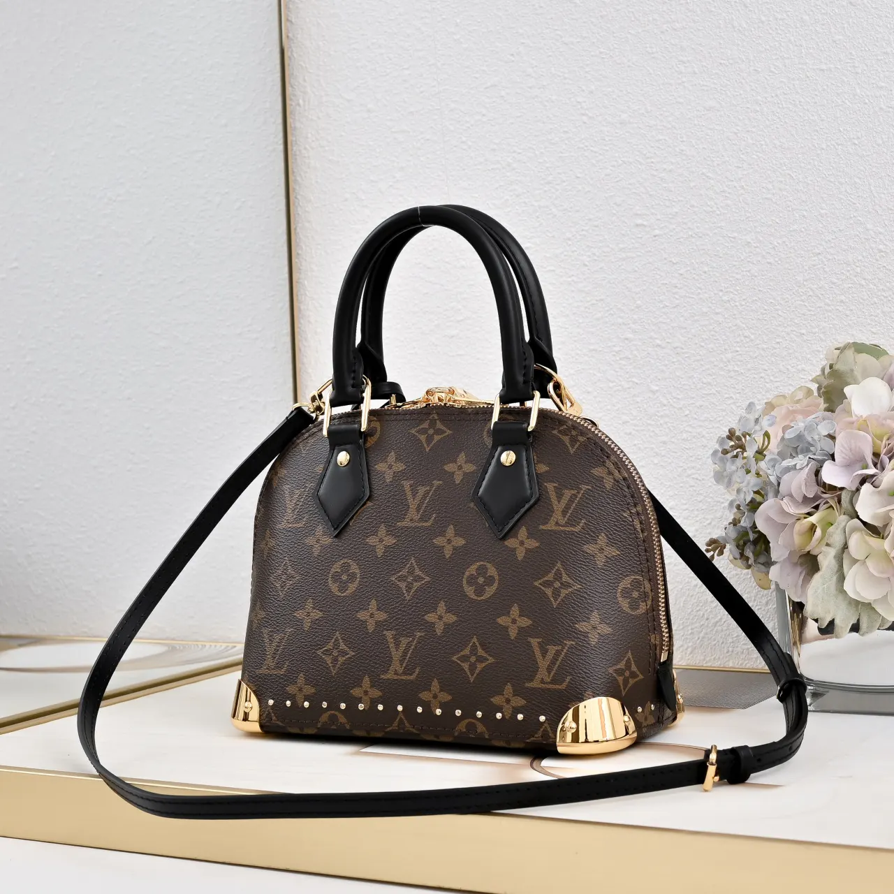 LV Alma 老花貝殼包 手提斜挎款(數字12) LV Alma 老花貝殼包 手提斜挎款(數字12)