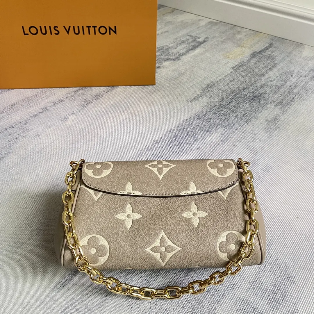 Black Gray Chain Bag