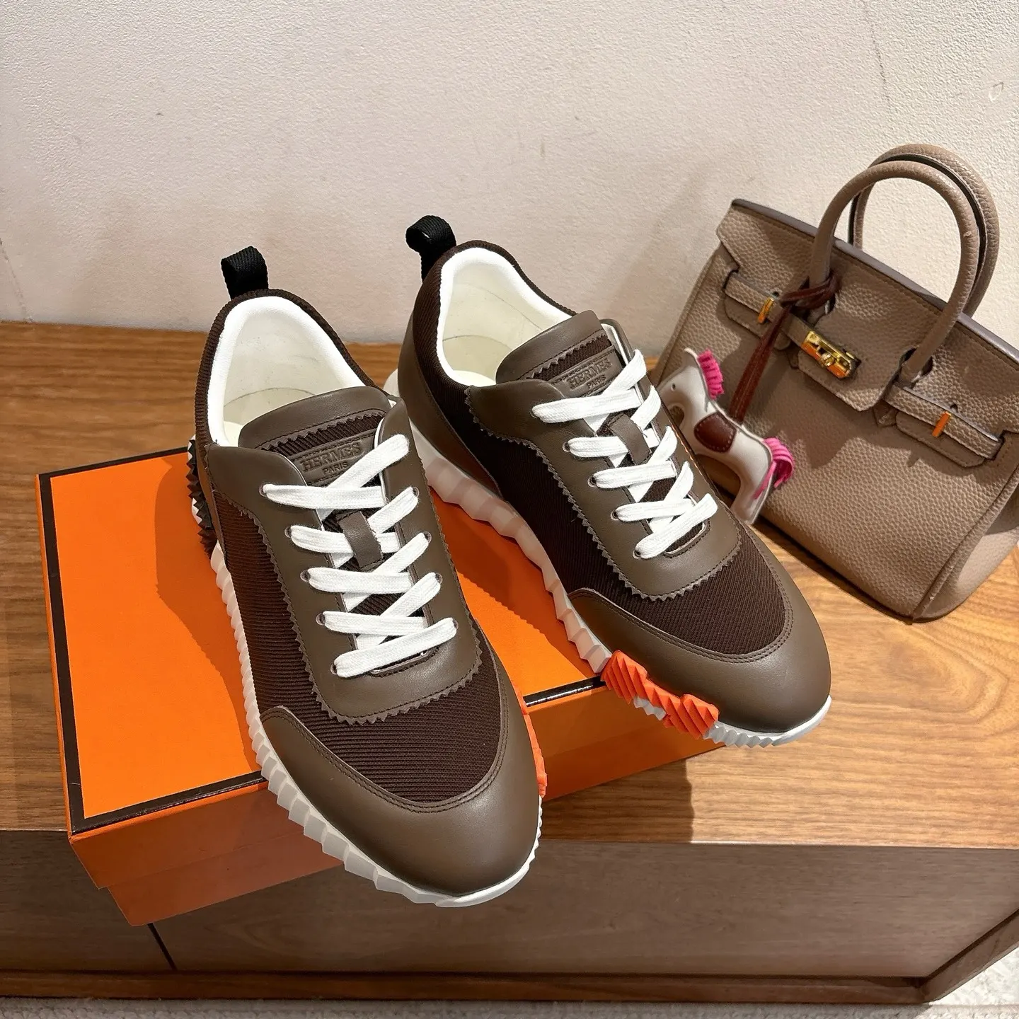 Hermès SS 运动鞋