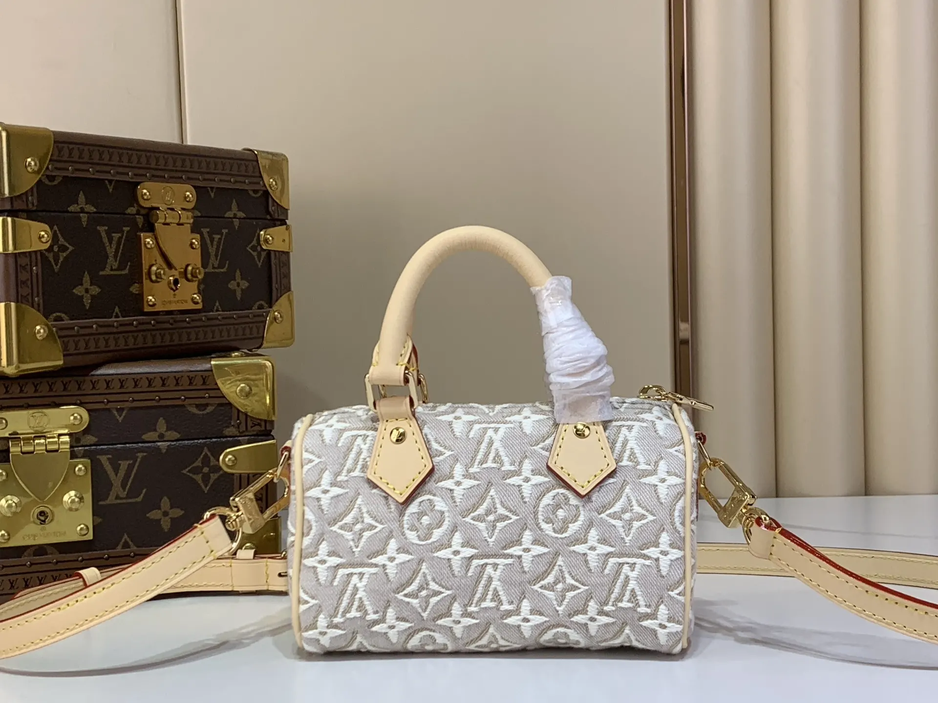 LV Speedy 白色 牛皮 收納包 旅行收納款