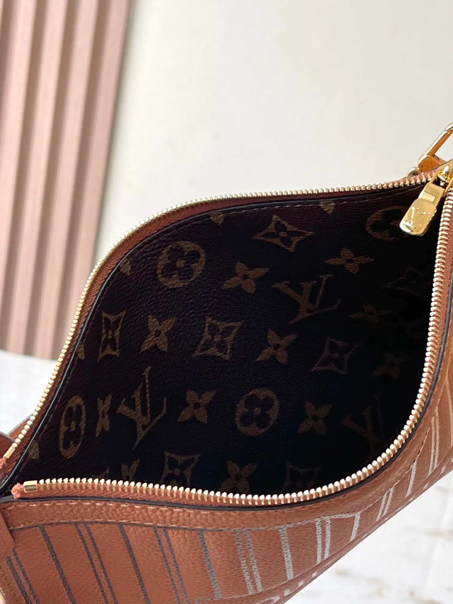 Louis Vuitton Brown Tote Bag Commuter | ORBUYBAG