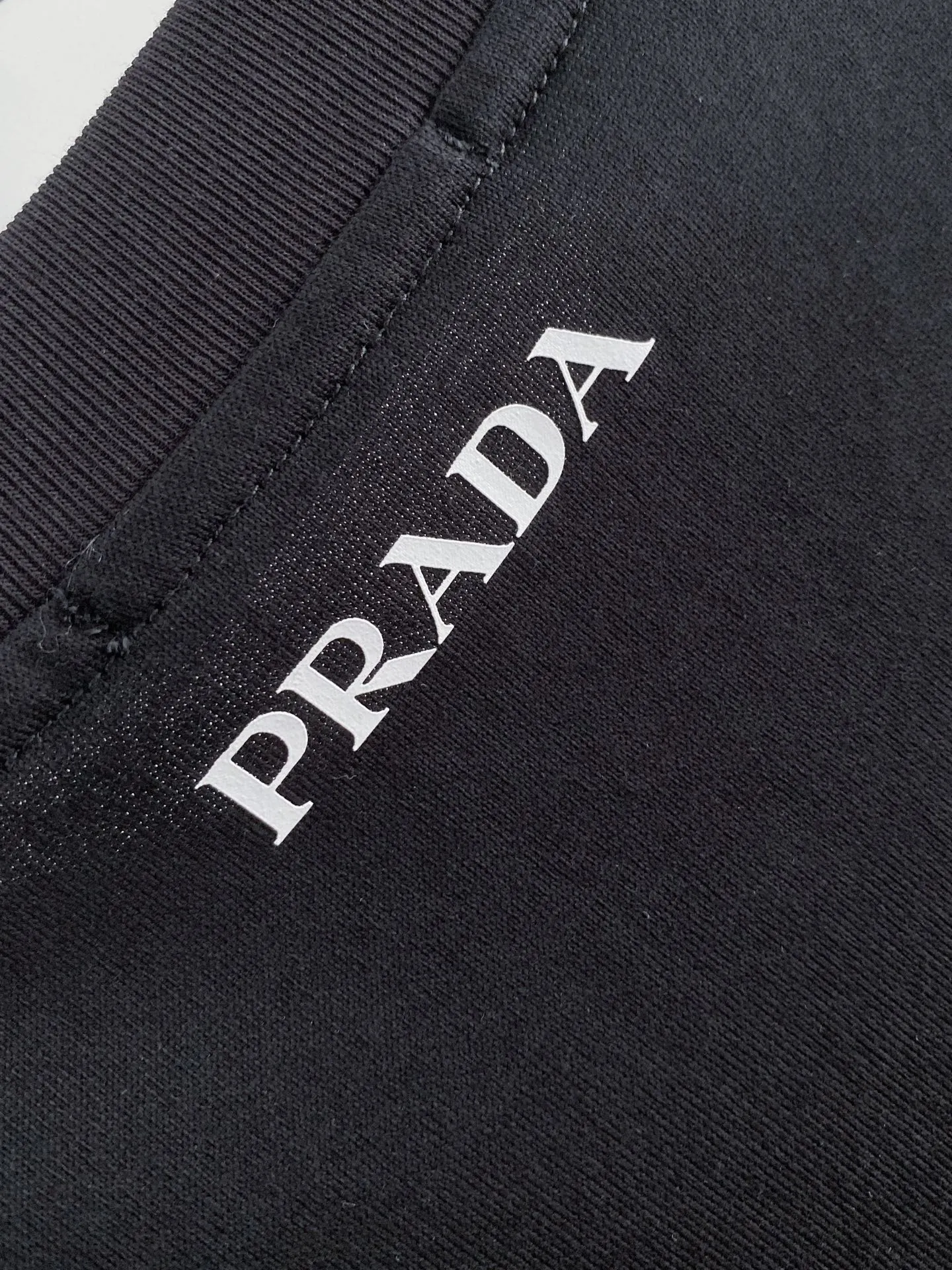 PRADA 棉质 短袖T恤 休闲百搭款