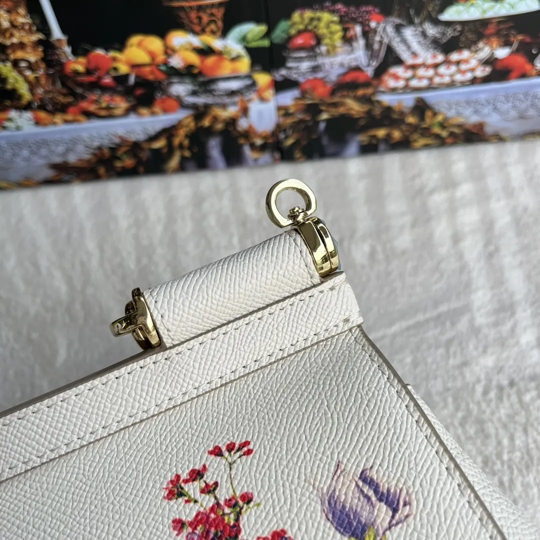 Crossbody Bag Lightweight Leather