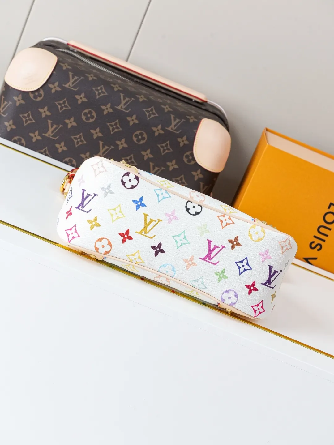 Louis Vuitton Chain Bag Canvas