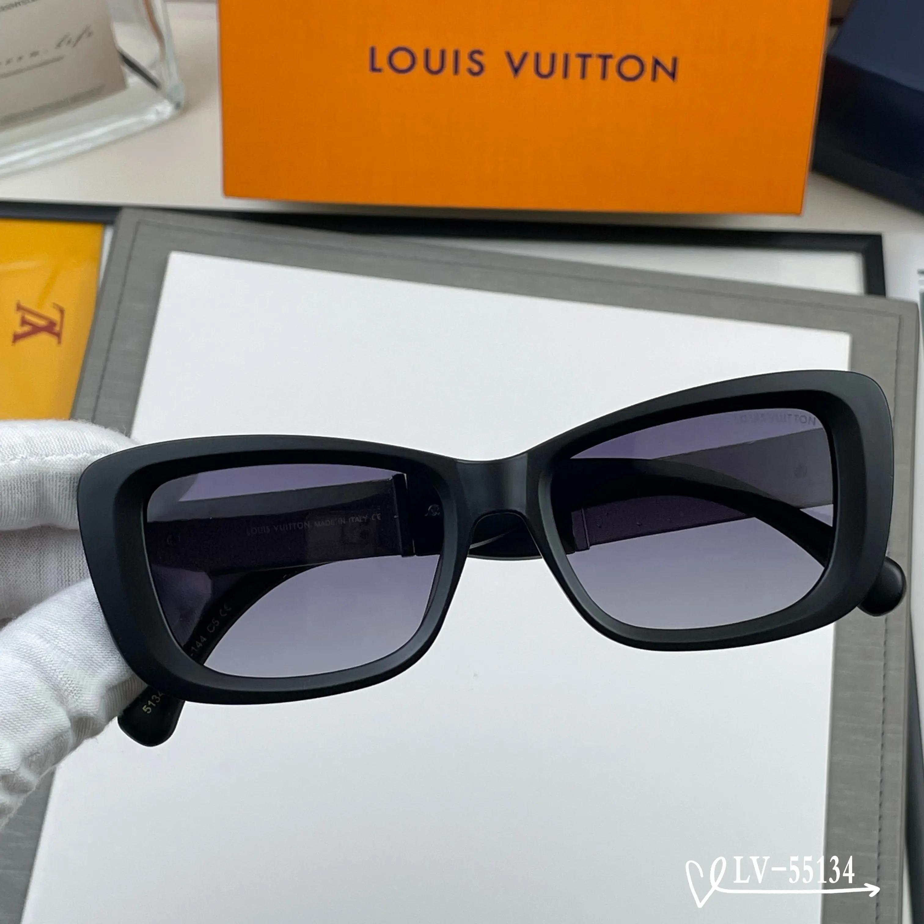 LV 墨镜 時尚防晒款