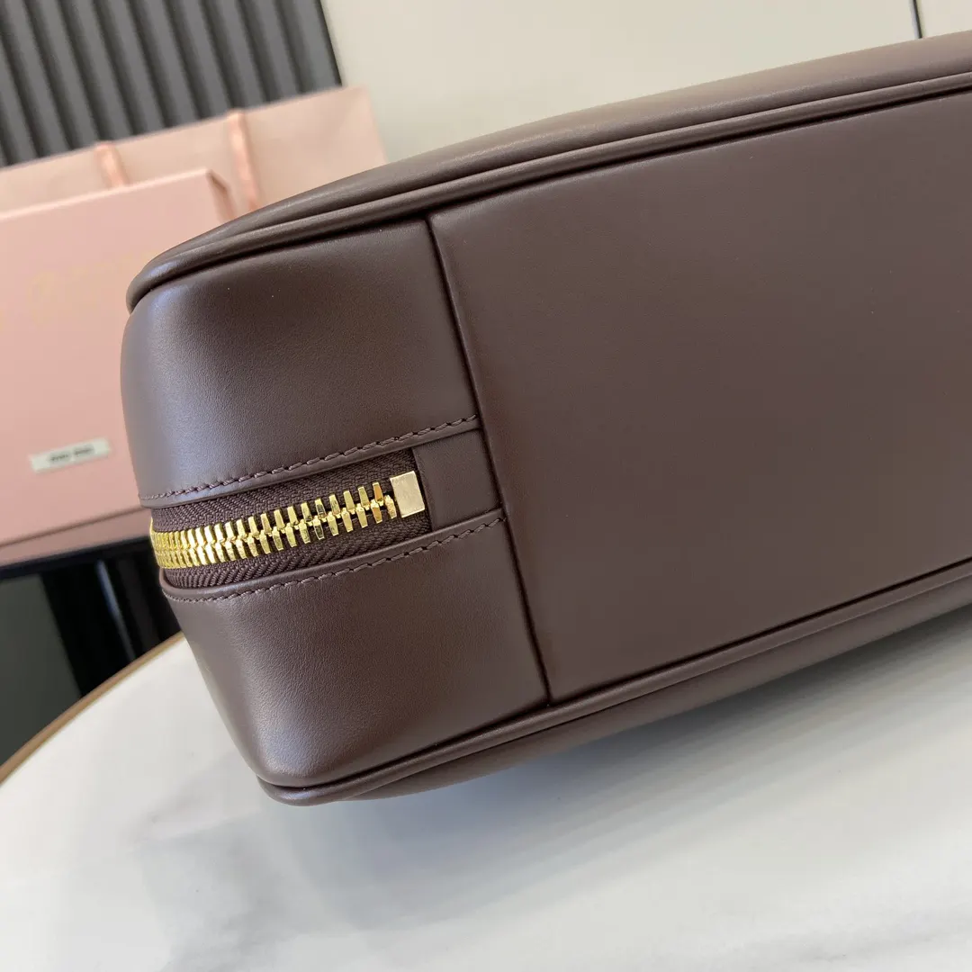 Gold Briefcase Business Commuter