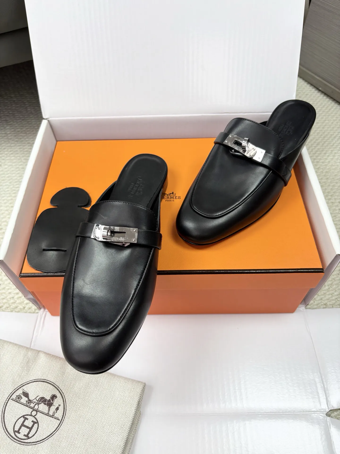 Hermès 樂福鞋