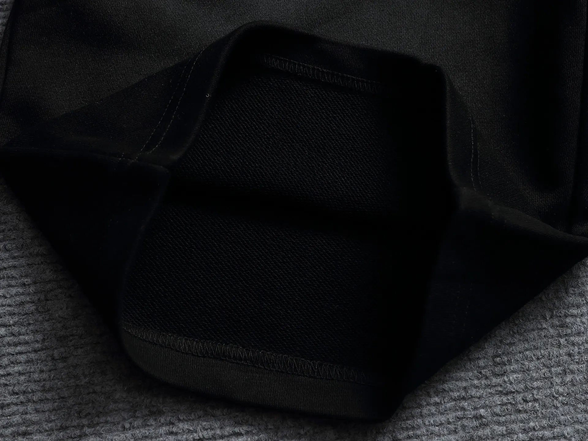 Balenciaga 黑色 皮革 T恤