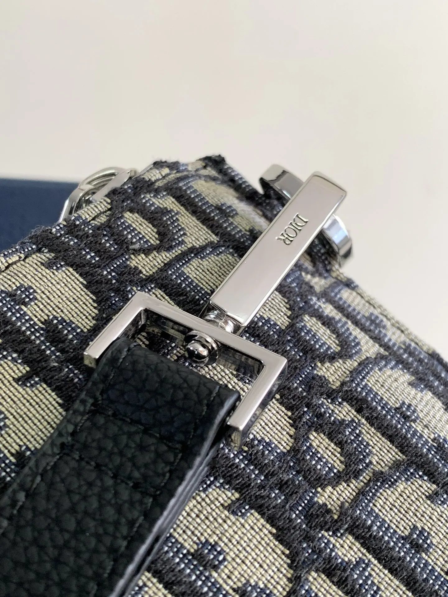 Dior 黑色 米色 牛皮 手拿包 精致手拿款