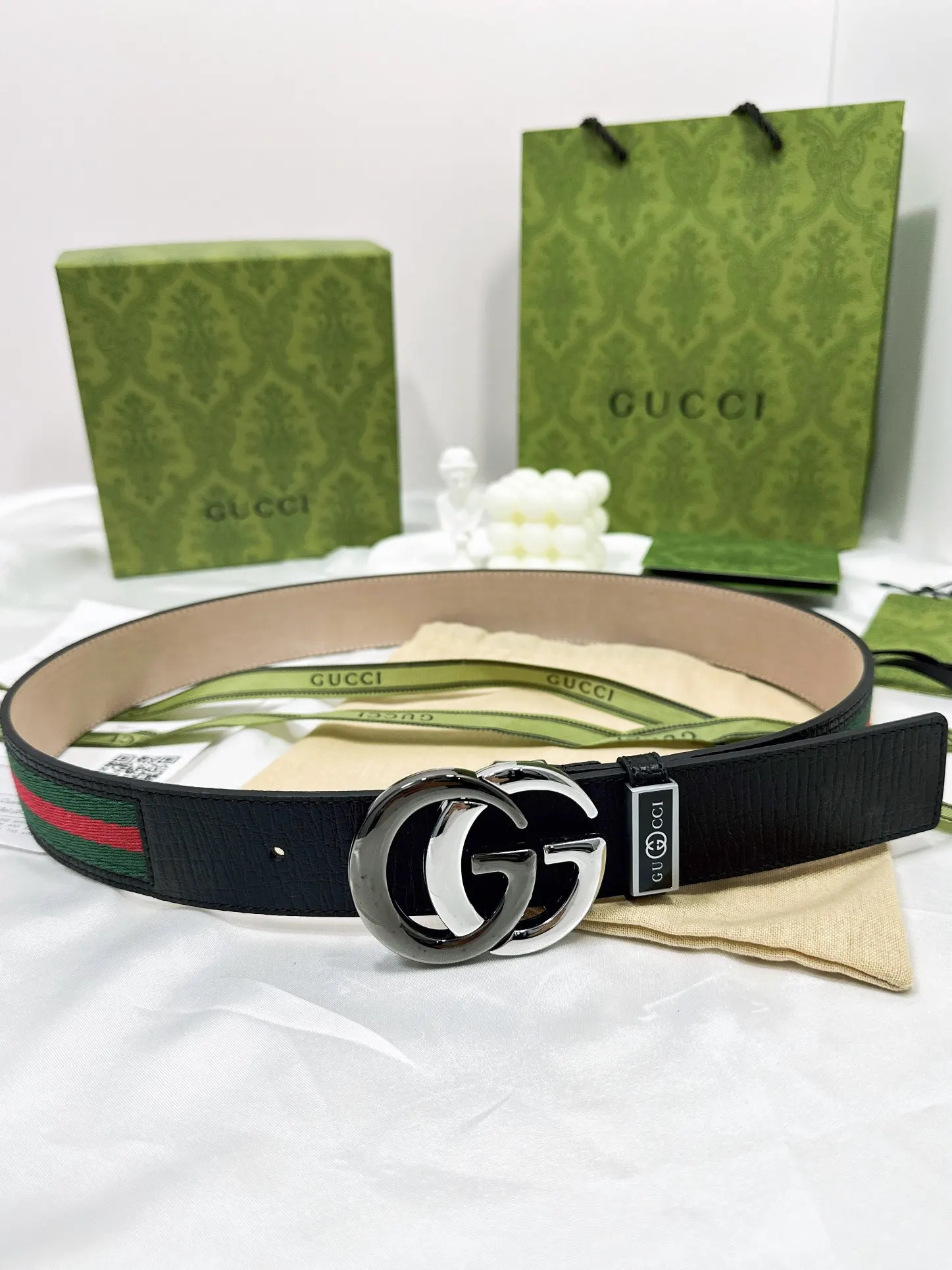 Gucci Double G Buckle Cowhide Double Sided Belt Business And Leisure
