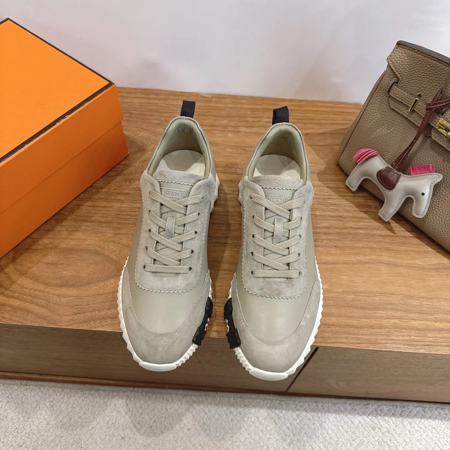 Hermès SS 运动鞋