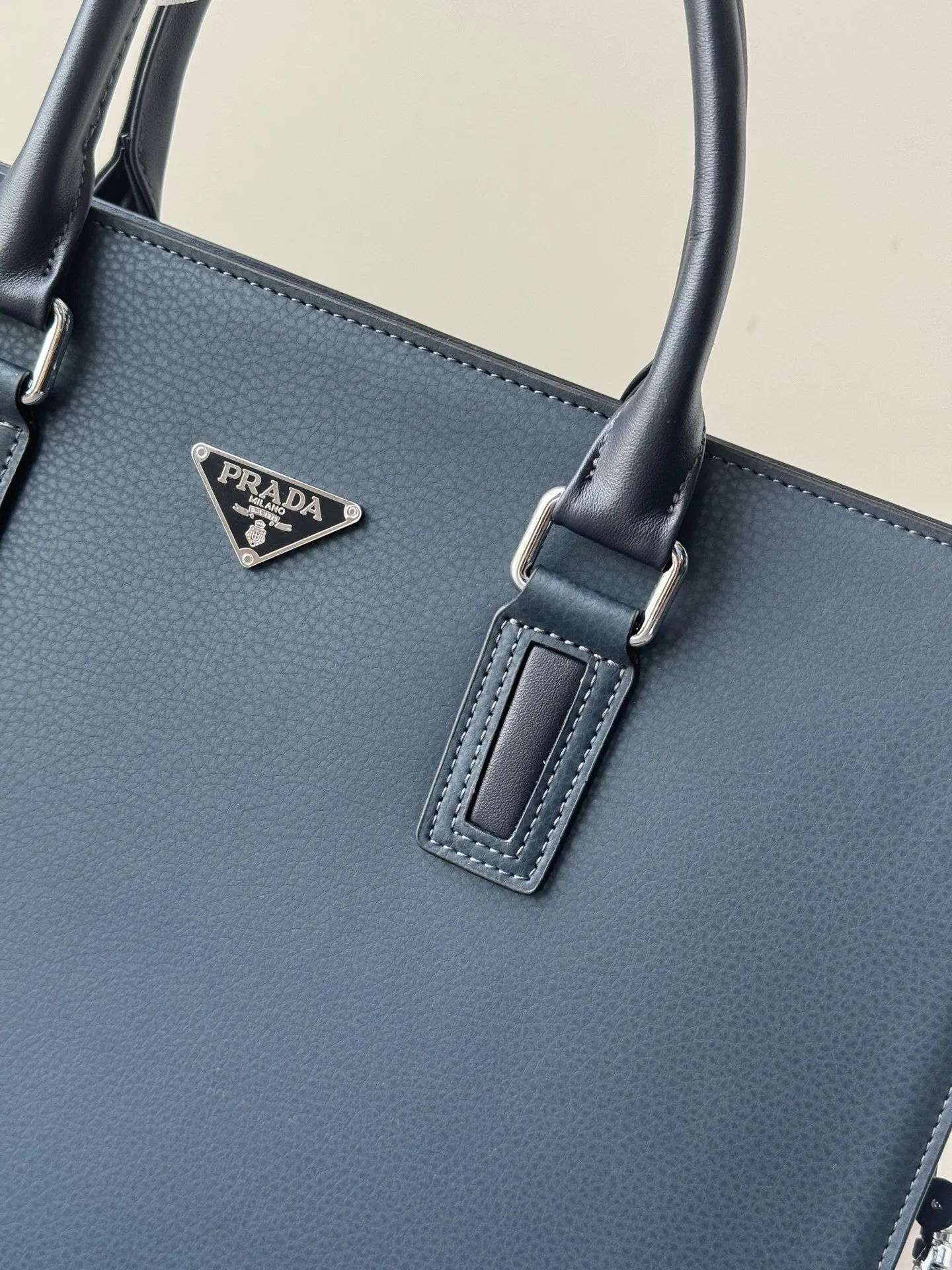 Prada 黑色 藍色 小牛皮 公文包 商務通勤款