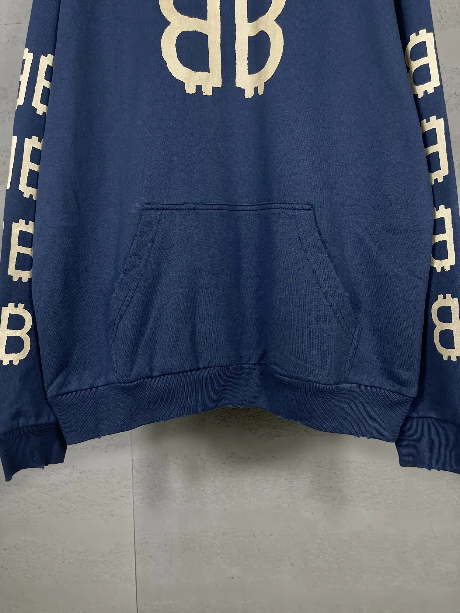 Balenciaga Logo 卫衣 深蓝色