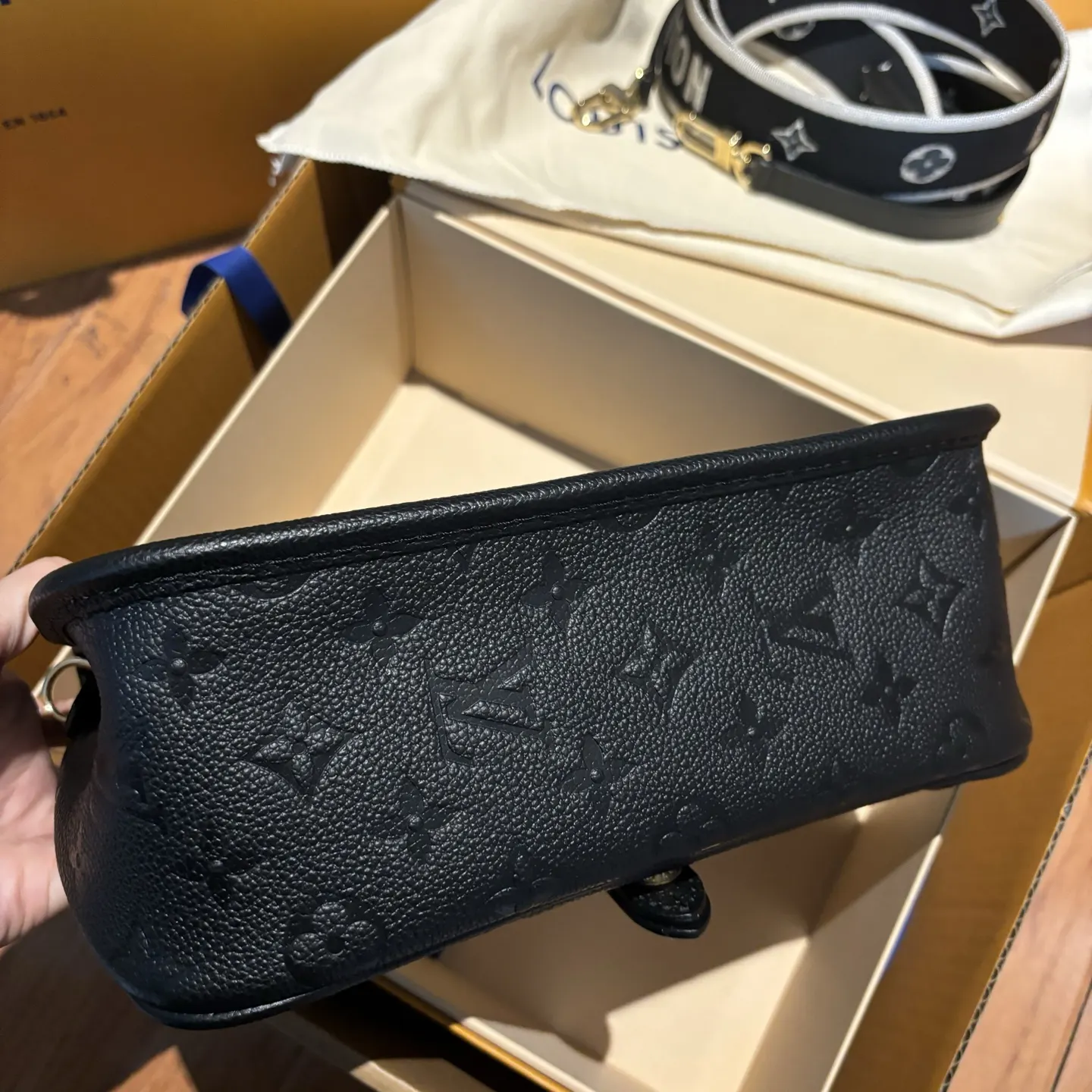Black Hobo Shoulder Bag Vintage