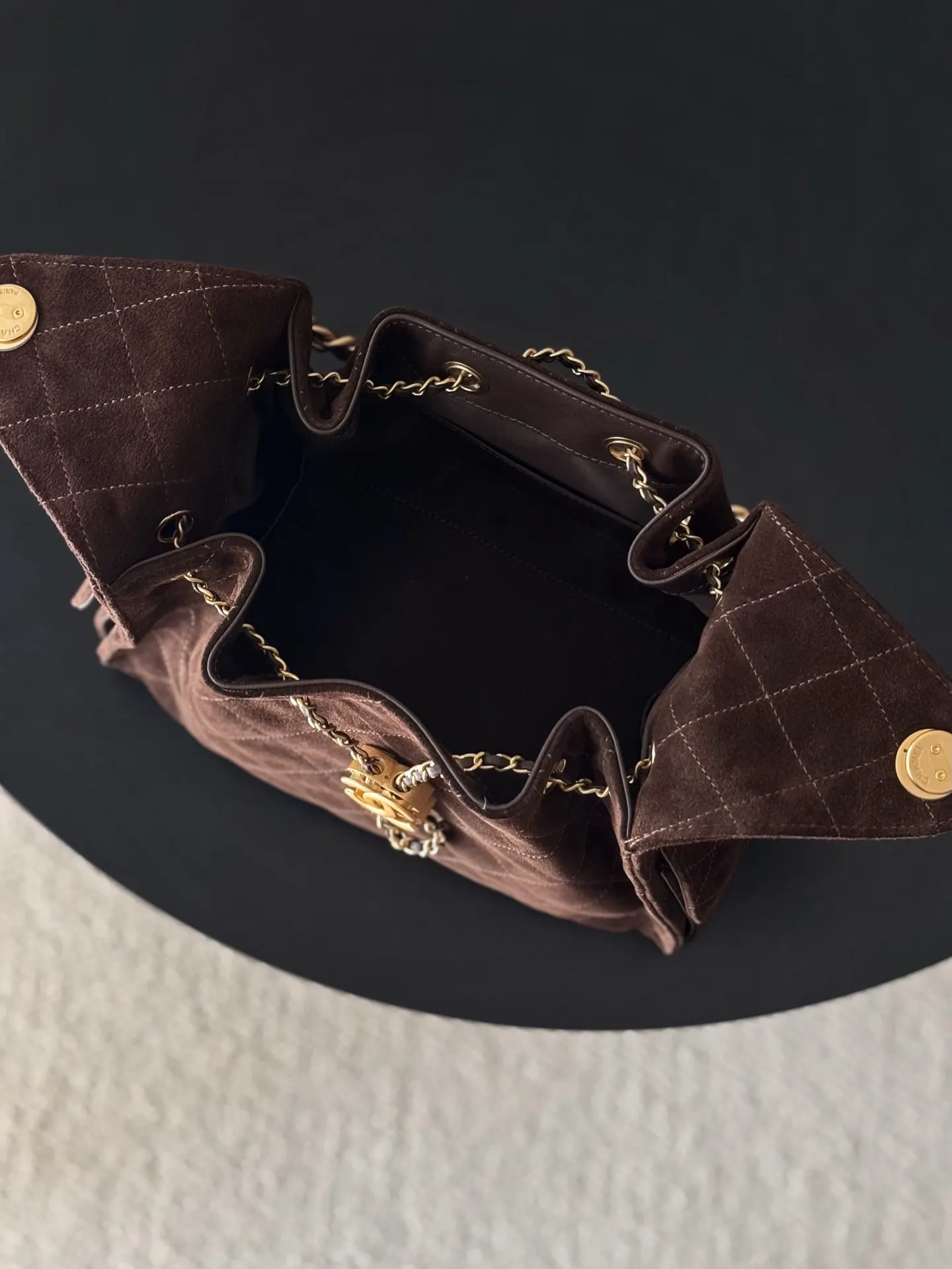 Chanel Hobo Shoulder Bag Vintage Leather Image 9 Chanel Hobo Shoulder Bag Vintage Leather Image 9