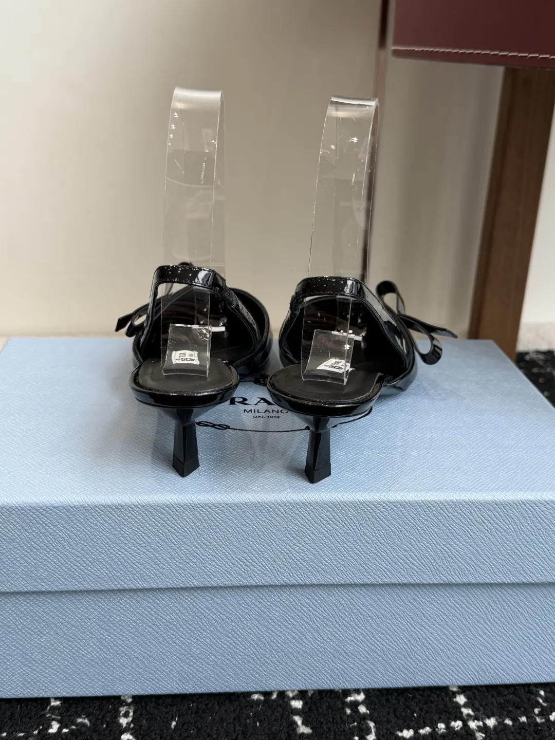 Prada 黑色 高跟鞋