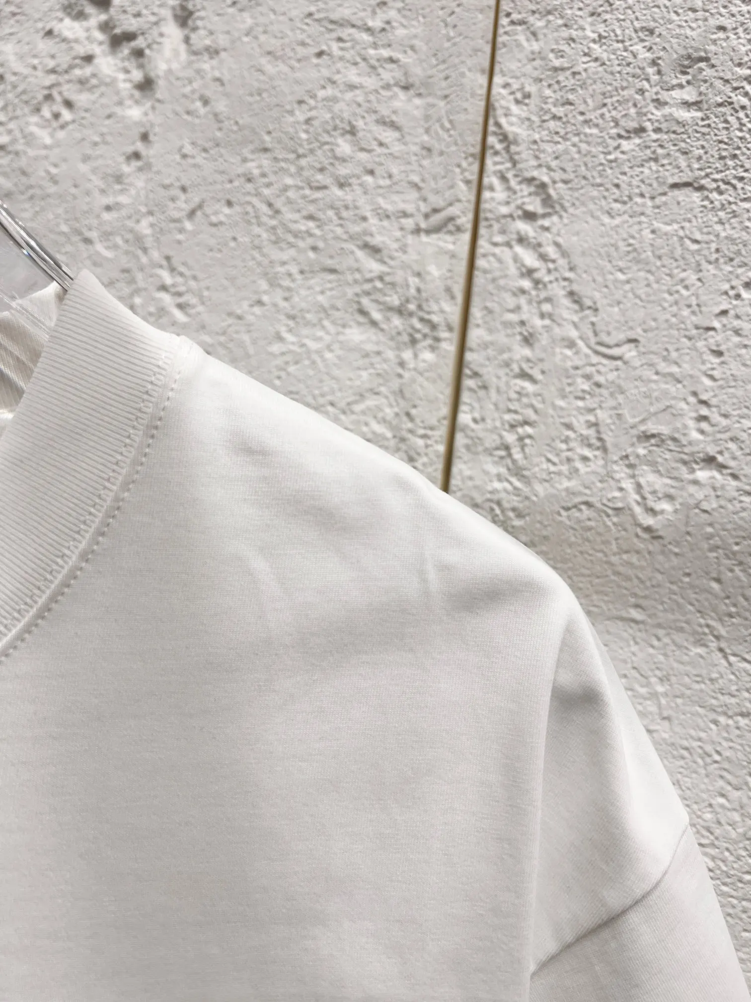 LV short sleeve T-shirt T-shirt Image 7 LV short sleeve T-shirt T-shirt Image 7