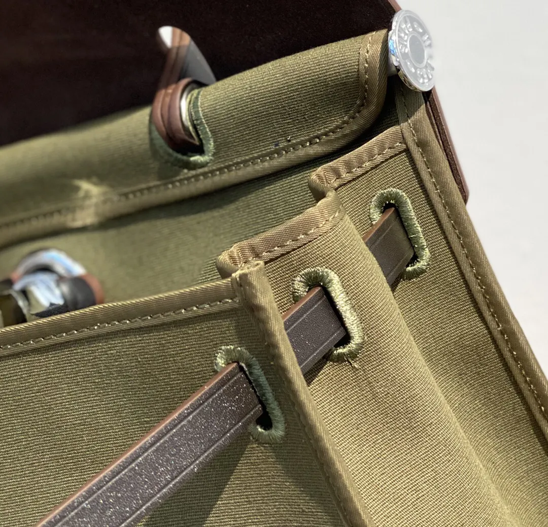 Hermès Herbag 雙肩包 31cm 轻便通勤(數字6) Hermès Herbag 雙肩包 31cm 轻便通勤(數字6)