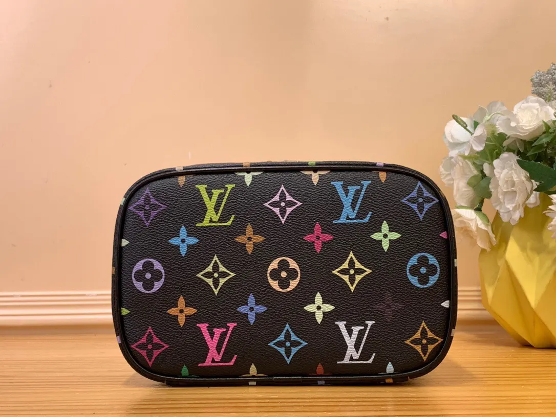 Cosmetic Pouch