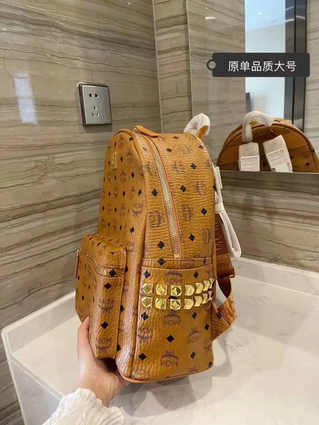 雙肩包 实用雙肩款