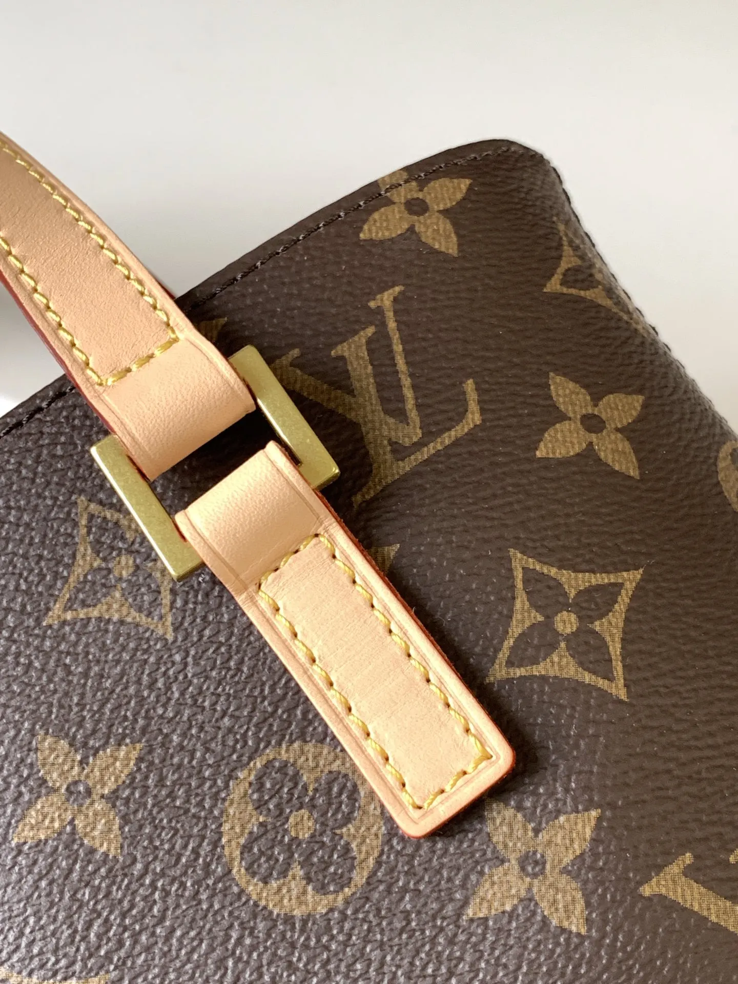 Louis Vuitton M51172 手提包