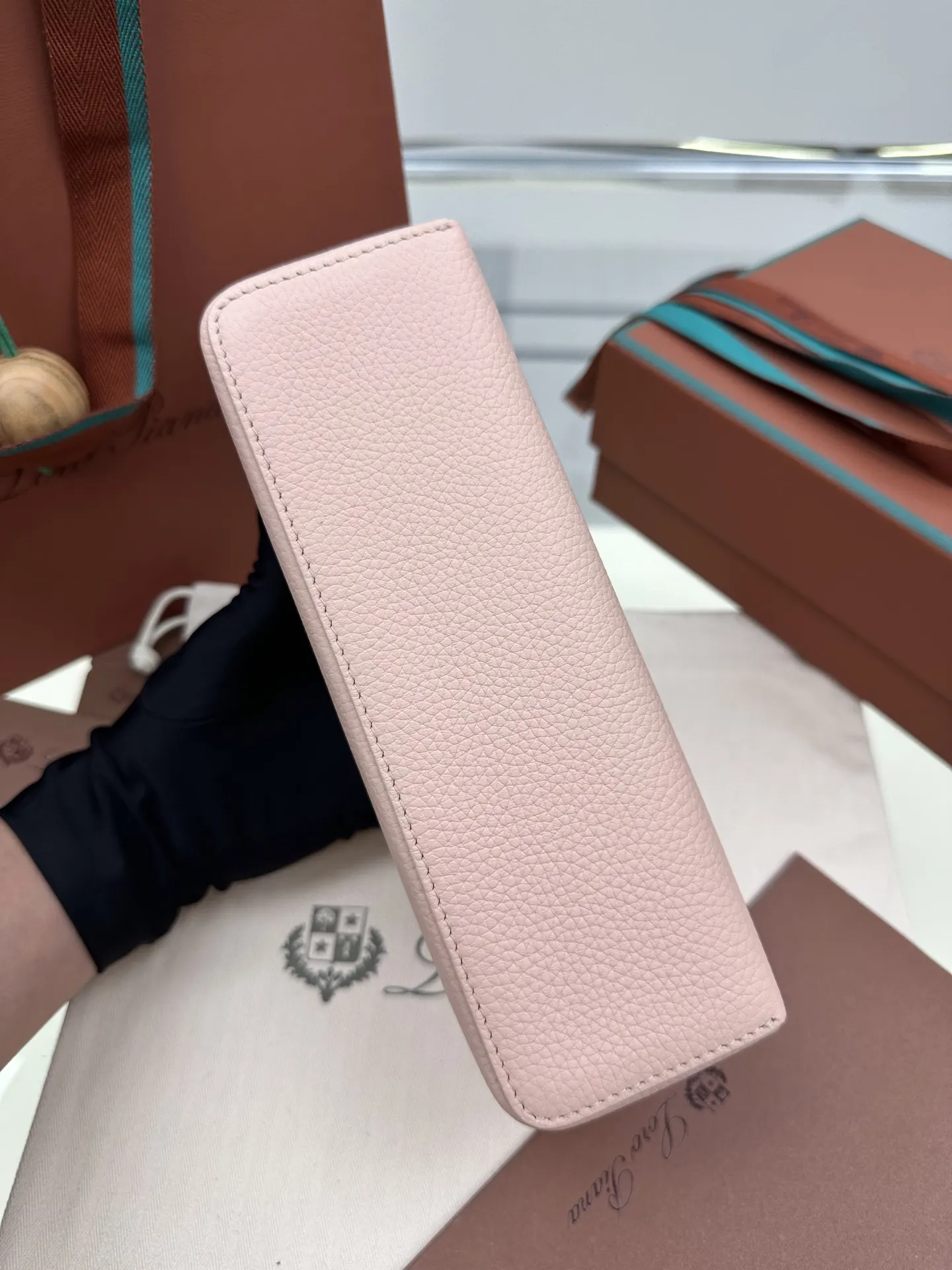 Crossbody Bag Lightweight Leather