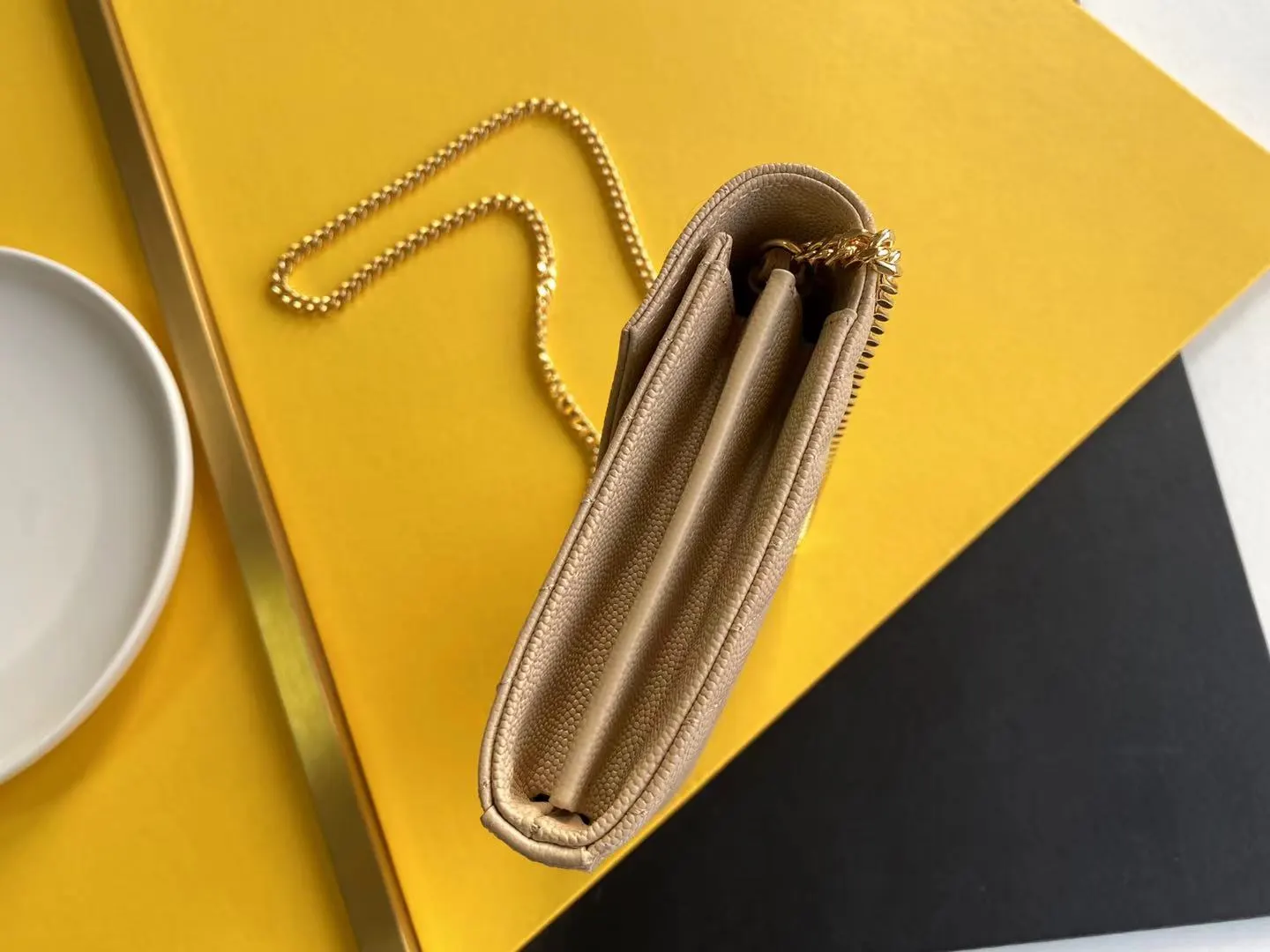 Chain Bag Leather