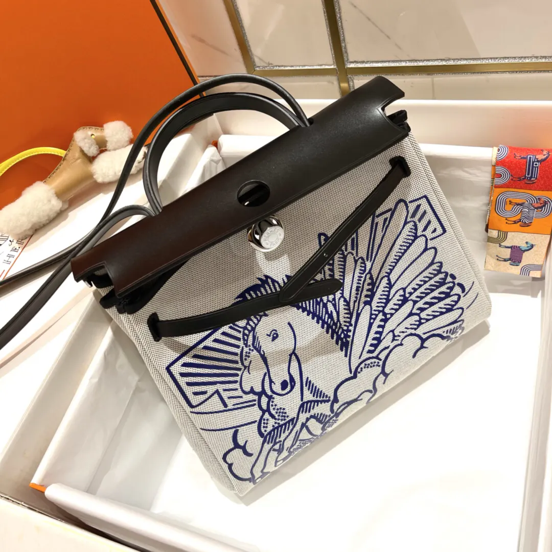 Hermès Kelly 紅色 帆布拼皮 雙肩包 31cm 休閒通勤(數字5) Hermès Kelly 紅色 帆布拼皮 雙肩包 31cm 休閒通勤(數字5)