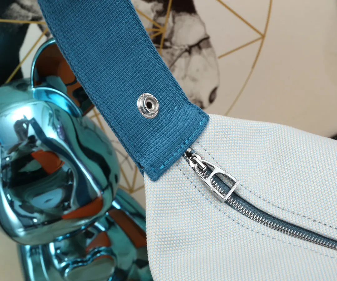 Cosmetic Pouch