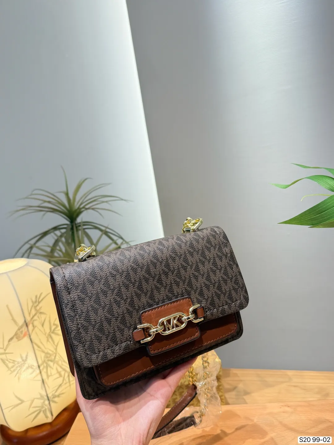 棕色 老花 皮革 MICHAEL KORS HEATHER系列 链条包 精致链条款