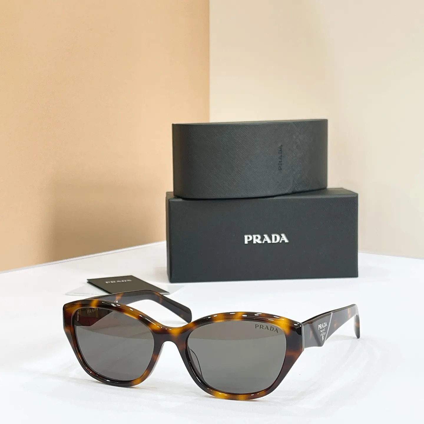 Prada Fashion Item Fashion