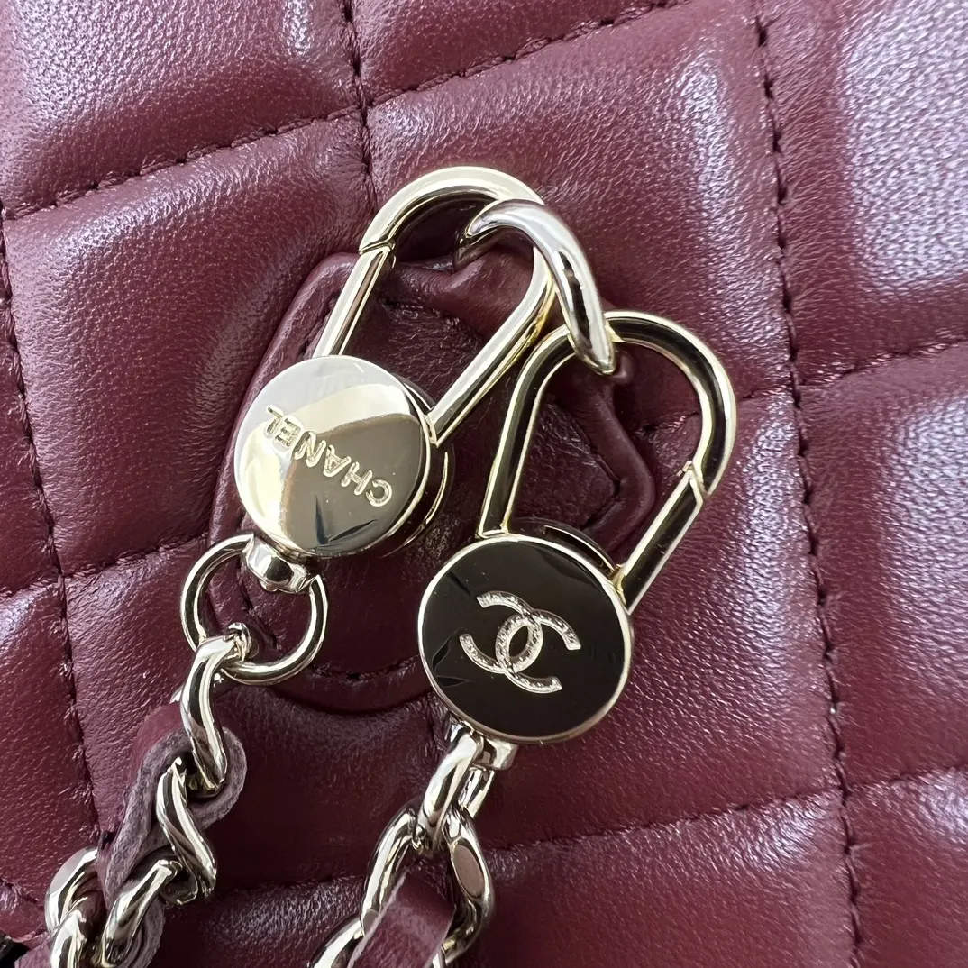 CHANEL 酒红色小牛皮手提包 金链款