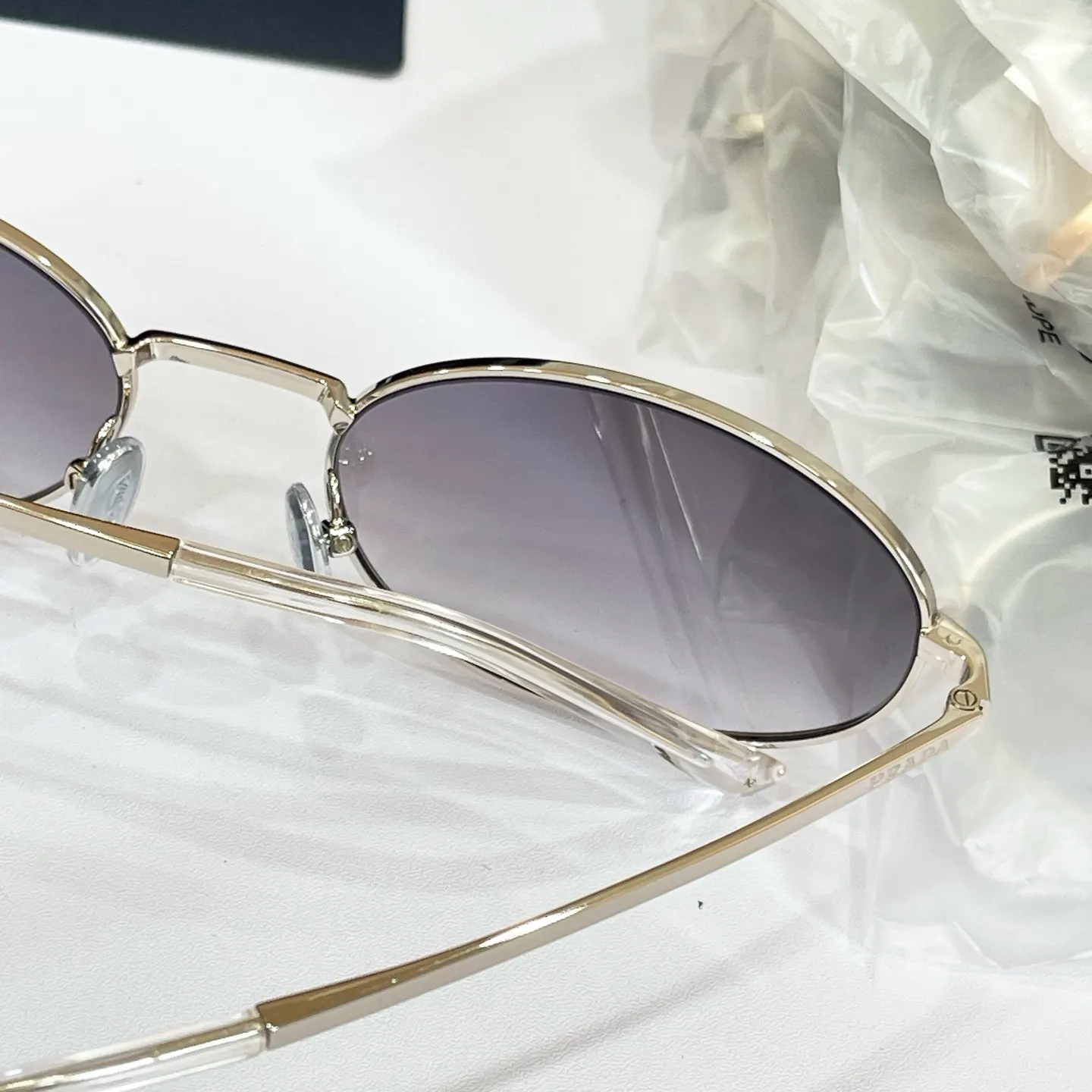 Prada A59S 太阳镜